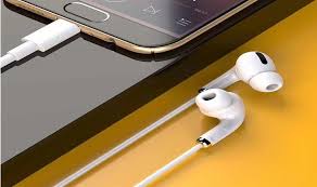 Type-C Premium- wired Earphones with Remote Mic.-Z16A