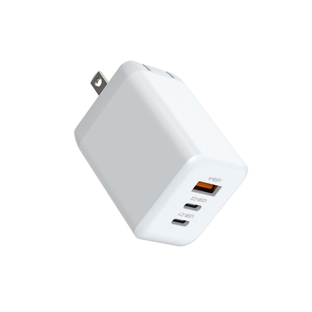 Multi-Port 2 USB-C 1 USB-A PD Charger UNS-627